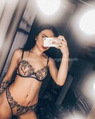 Анкета проститутки Каролина - метро Пресненский, возраст - 25